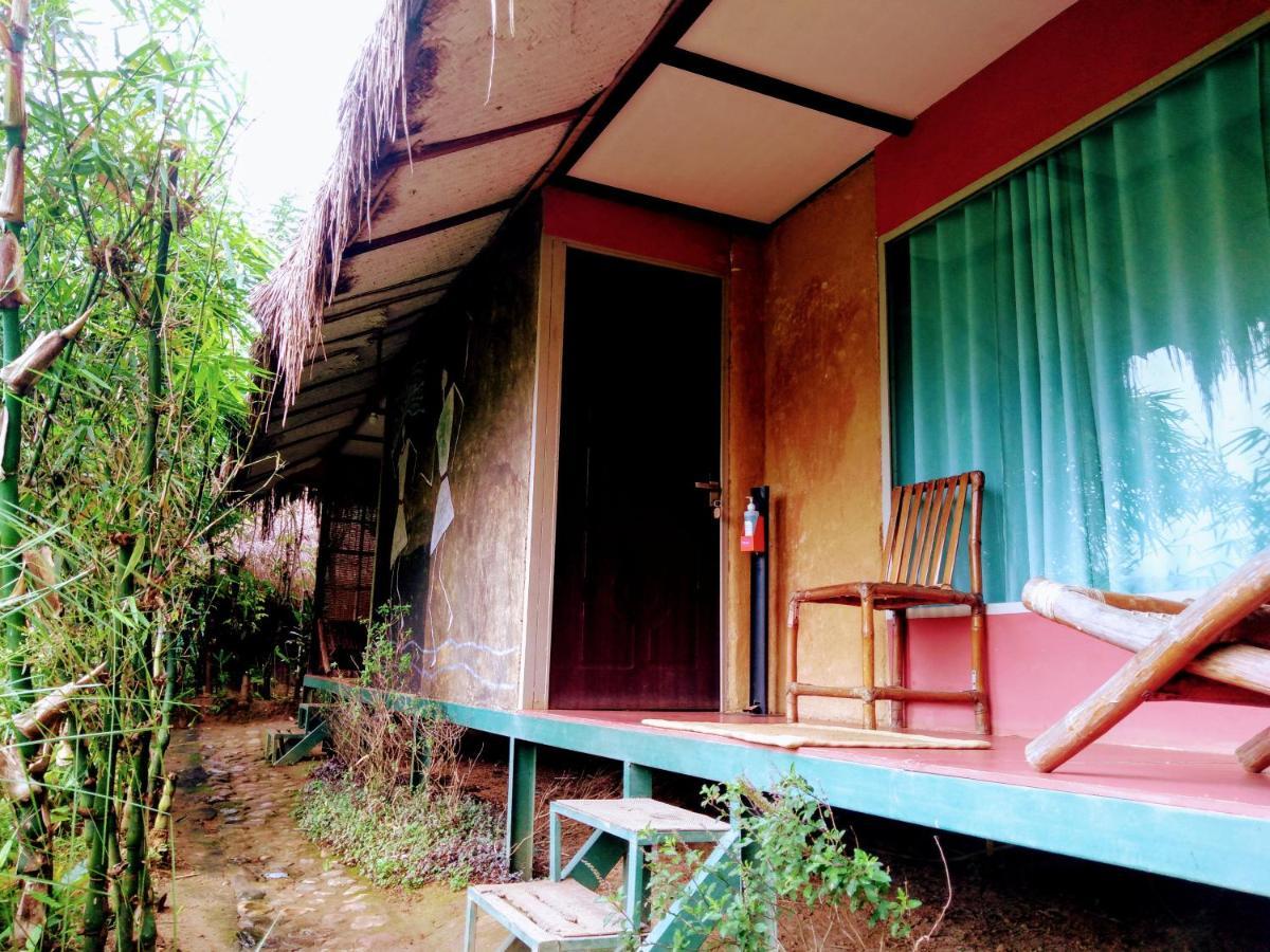 Koomankolly Resort Thirunelly Exterior foto