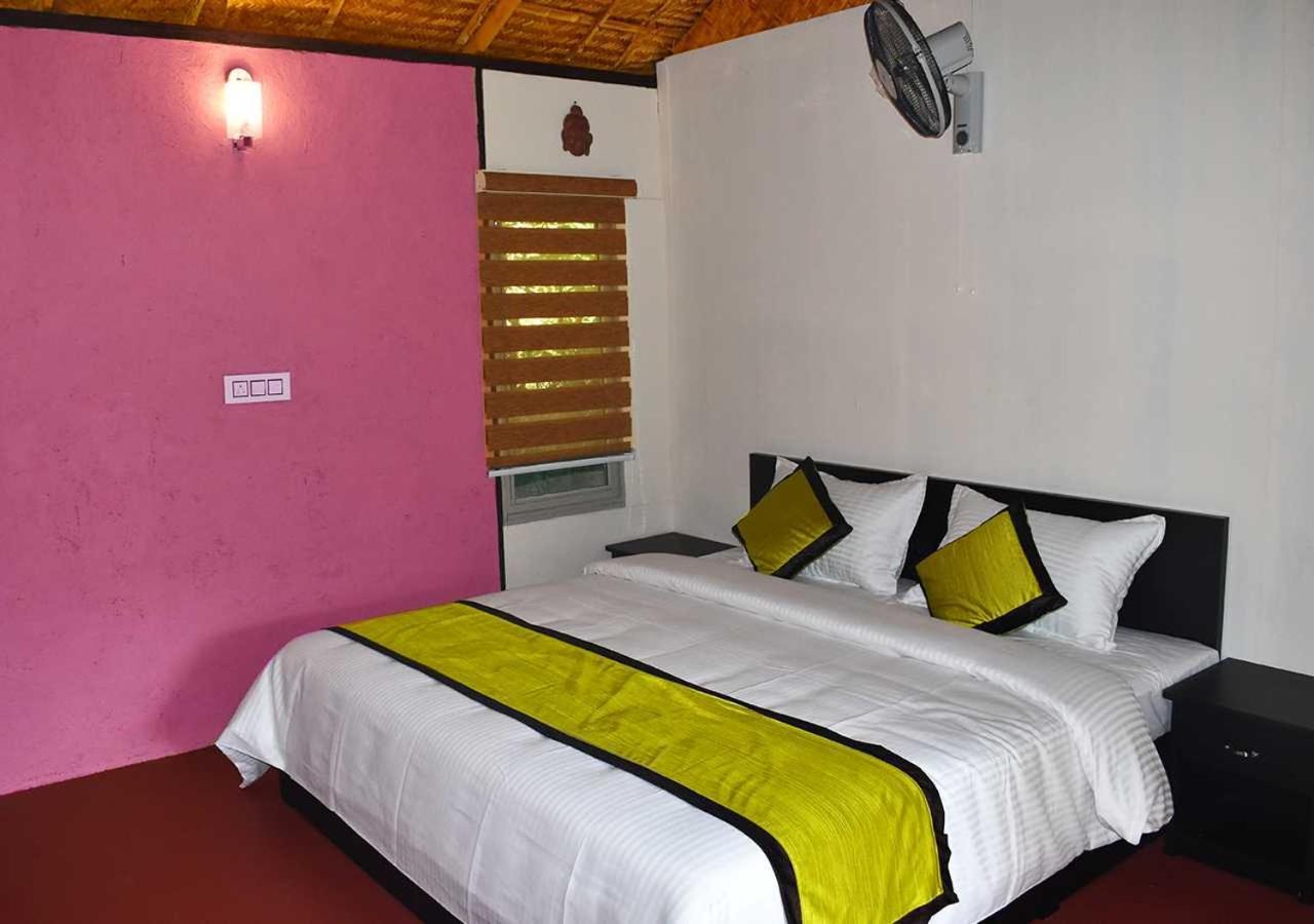 Koomankolly Resort Thirunelly Exterior foto
