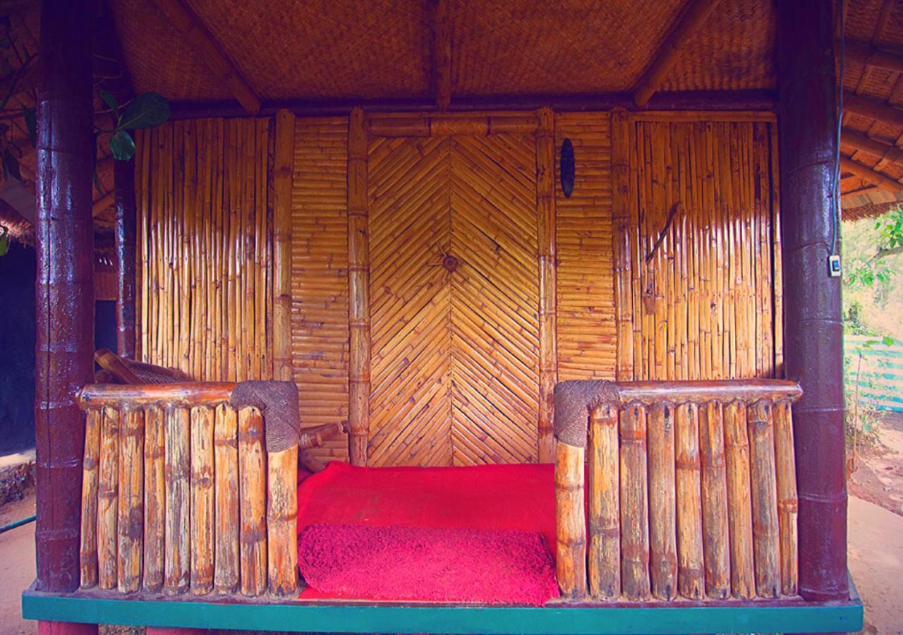 Koomankolly Resort Thirunelly Exterior foto